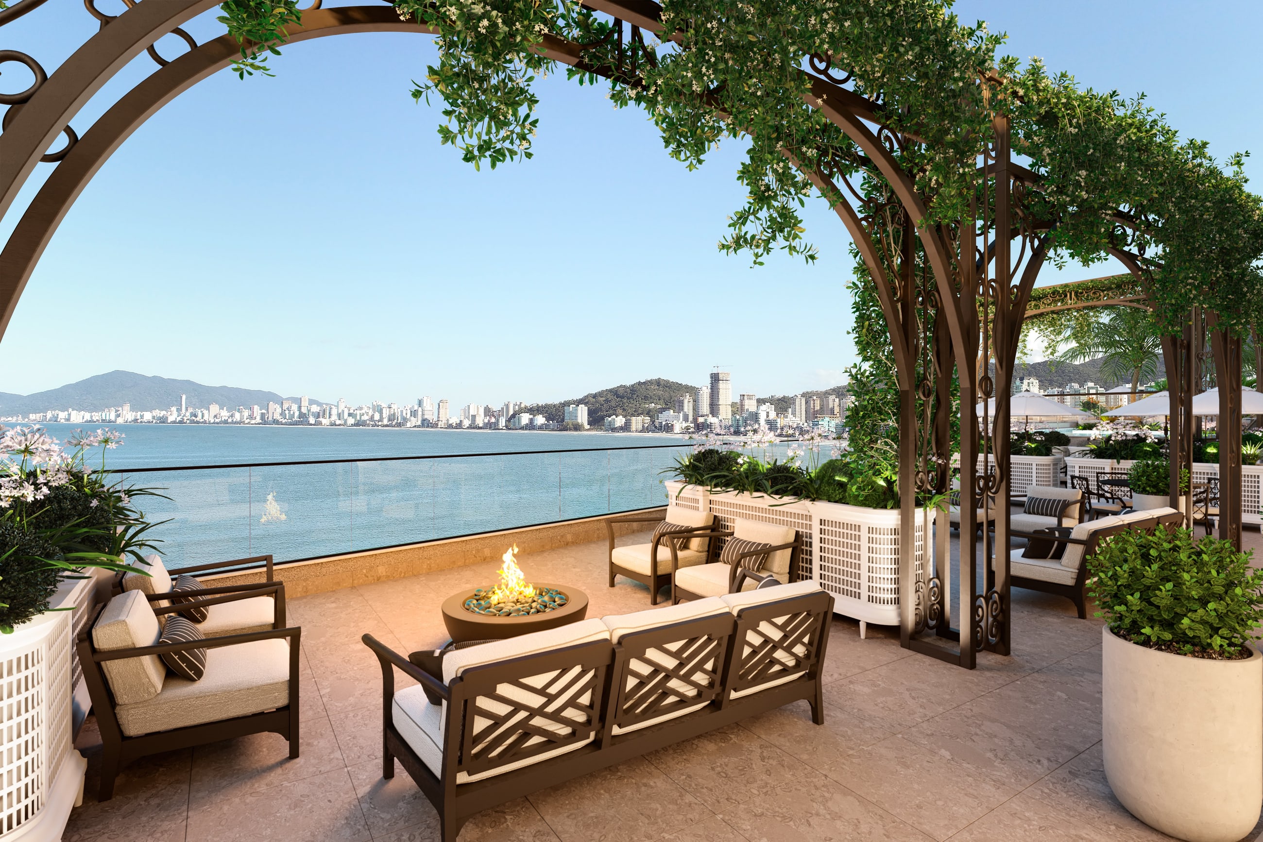 Lounge coberto do Celine com vista para o skyline de Itapema